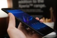 Ảnh thực tế điện thoại Sony Xperia Z "phóng to" 6,4 inch