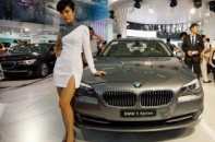 Xe sang miễn nhiễm trước khó khăn