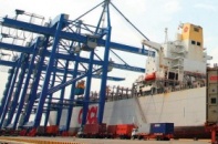 Đua giành quyền khai thác 2 cảng biển nước sâu