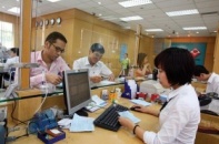 Đua nhau giảm lãi suất không hẳn vì ứ vốn