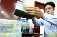 Ngân hàng giảm lãi suất, khách hàng vẫn lắc đầu