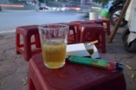 Từ 15/8, quán trà đá vỉa hè không được bán thuốc lá