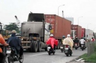 Hàng chục xe container hoạt động chui tại Cần Thơ
