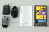 Nokia Lumia 925: Hàng FPT đã về!