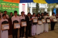 Sacombank trao 2.746 suất học bổng đầu năm học mới