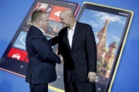 Microsoft bốc hơi 18 tỷ USD vì mua Nokia