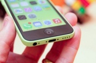 iOS 7 và iPhone 5C: "cặp trời sinh"