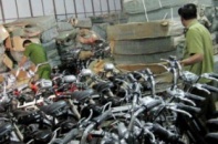 Xe đạp điện nhập lậu dán mác thương hiệu nổi tiếng