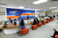 Khó cho vay, nhà băng vẫn lách trần huy động