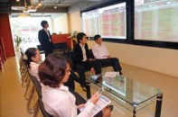 DIC Corp tái cơ cấu “kích” giá cổ phiếu