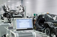 Tận mắt xem dây chuyền lắp ráp siêu xe hybrid McLaren P1