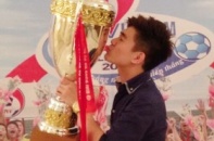 Ảnh độc của "thiếu gia nghìn tỷ" đi xe máy