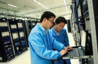 Huawei: “không tin ai và kiểm tra mọi thứ”