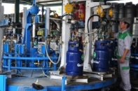 Giá gas lại tăng 18.000 đồng/bình 12kg