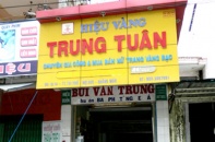 3 anh chị em rủ nhau làm vàng giả đem bán