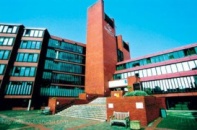 Du học Anh nhận học bổng, hưởng lương thực tập