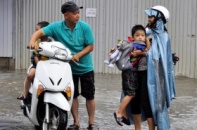 Hà Nội cho học sinh nghỉ học tránh bão