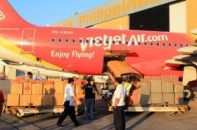 VietJetAir cứu trợ nạn nhân bão Haiyan ở Philippines