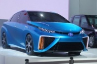 Toyota FCV concept, chạy 500km chỉ mất 3 phút sạc điện