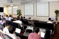 Tháng 12, đầu tư cổ phiếu ngành nào?