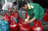 "Choáng váng" giá gas tăng 80 nghìn đồng/ bình 12 lít