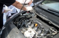 Cách tự khắc phục khi ôtô vỡ két nước