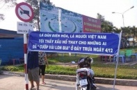 Bức ảnh mang vị đắng: "nỗi xấu hổ cướp bia"