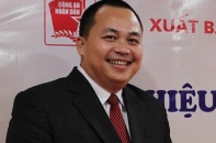 Con nghiện thành... nhà ngoại cảm nổi tiếng