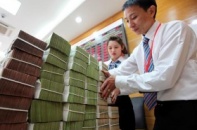 Tìm kế bứng nguồn lực ra khỏi ngân hàng