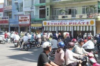Vì sao gia đình bà Tuyết gây náo loạn tại đại lý vé số?