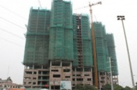 Cất nóc dự án Golden Palace