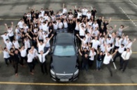 S-Class xuất xưởng ở Việt Nam giá 3,48 tỷ đồng