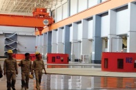 Chi lương sai, vay nợ, bù lỗ, lãnh đạo EVN thấy "bình thường"