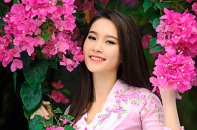 Hoa hậu Thu Thảo rạng ngời sắc xuân