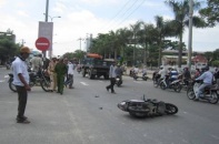 Đua xe, rượu bia, tai nạn giao thông, 253 người chết trong 8 ngày nghỉ Tết