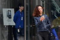 Hãng Apple sẽ hối tiếc vì không giảm giá iPhone?