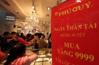 Chen chân mua vàng Kim Mã đông như mua rau