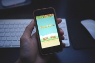 Thực hư việc Nguyễn Hà Đông tuyên bố gỡ trò chơi Flappy Bird ?