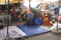 Điều tra nữ nghi can tiêu thụ vàng cướp được của cụ ông ăn xin