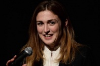 Diễn viên Julie Gayet lên tiếng về mối quan hệ với Tổng thống Pháp