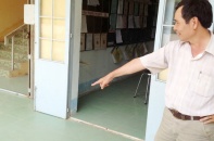 Vụ giáo viên tạt axít 4 đồng nghiệp: Bức xúc vì vợ bị giáng chức, mình bị luân chuyển