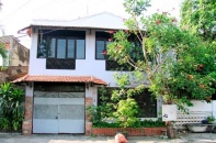 Sau kể khổ với dư luận, Chánh Tín được ở lại biệt thự thêm 6 tháng