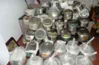 "Hàng bãi" Nhật Bản: Giá cao vẫn hút khách