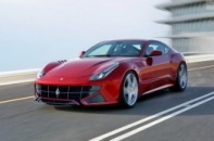 Siêu xe Ferrari FF có thêm bản mới