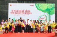 Nam Cường trao 500 sổ hồng cho cư dân The Sparks