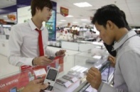 Samsung và Nokia "giết" các hãng điện thoại Việt?