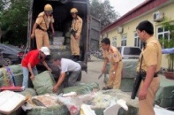 Thủy, hải sản "ôi thối" Trung Quốc ngập tràn chợ Việt