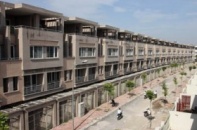 "Người khổng lồ" bất động sản bắt đầu tỉnh giấc?