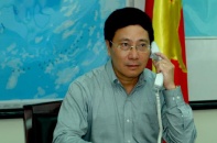 Ngoại trưởng Phạm Bình Minh điện đàm với người đồng cấp Trung Quốc