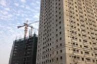 Môi giới sống khỏe với căn hộ giá rẻ chênh cao